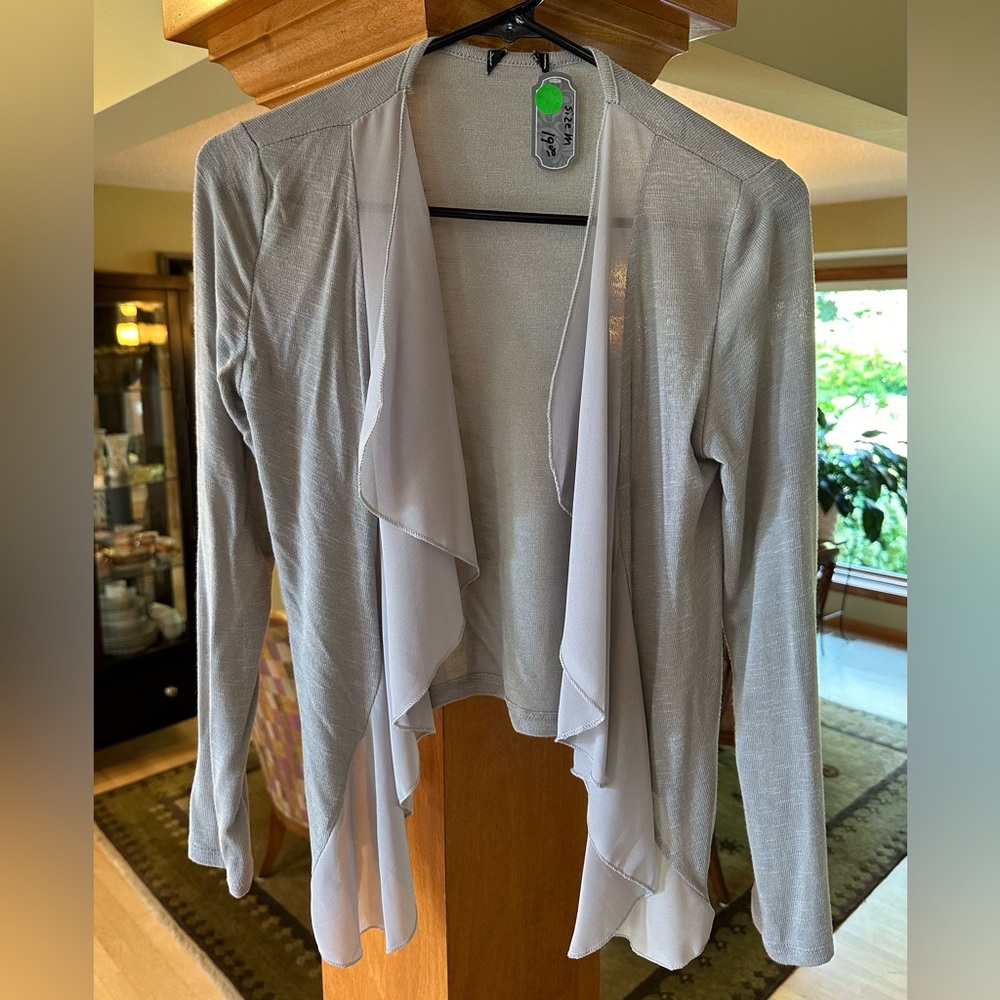 Arianna by Howard’s lightweight gray sweater
